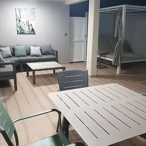 Hébergement de vacances Mars Et Venus Location - Piscine Privée Et Chauffée, Sainte-Marie
